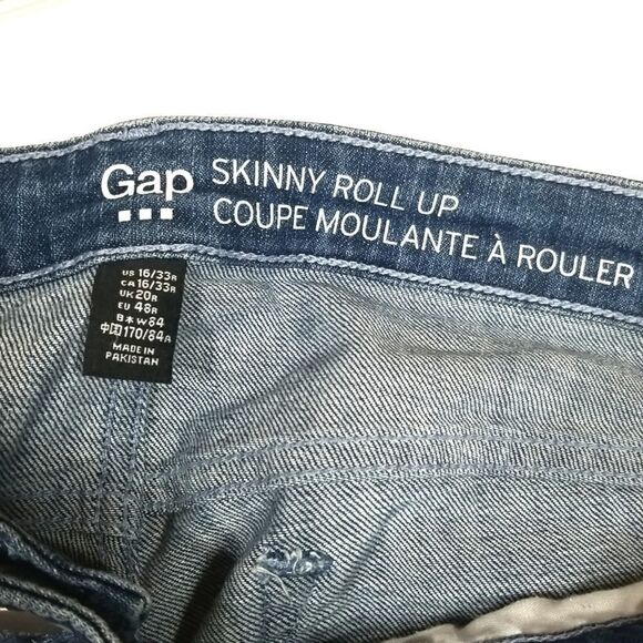 Gap Jeans Women 16 Blue Skinny Roll Up 5 Pocket Front Button Zip Distressed - Picture 5 of 12